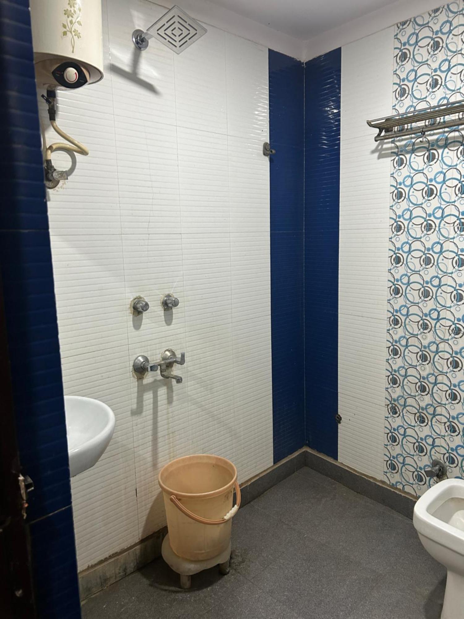 Shree Guru 3 Minute From Railway Station