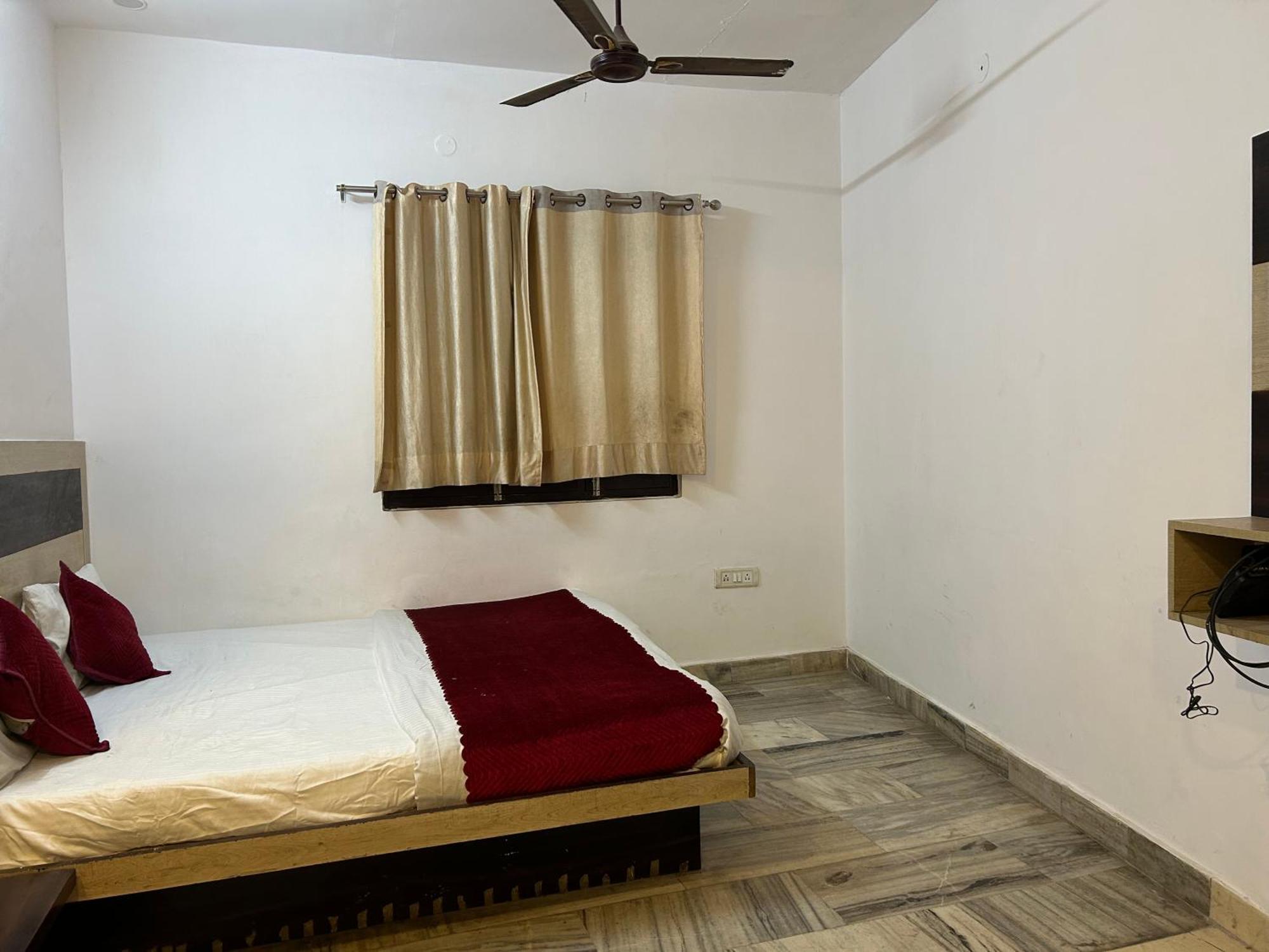 Shree Guru 3 Minute From Railway Station Guest house